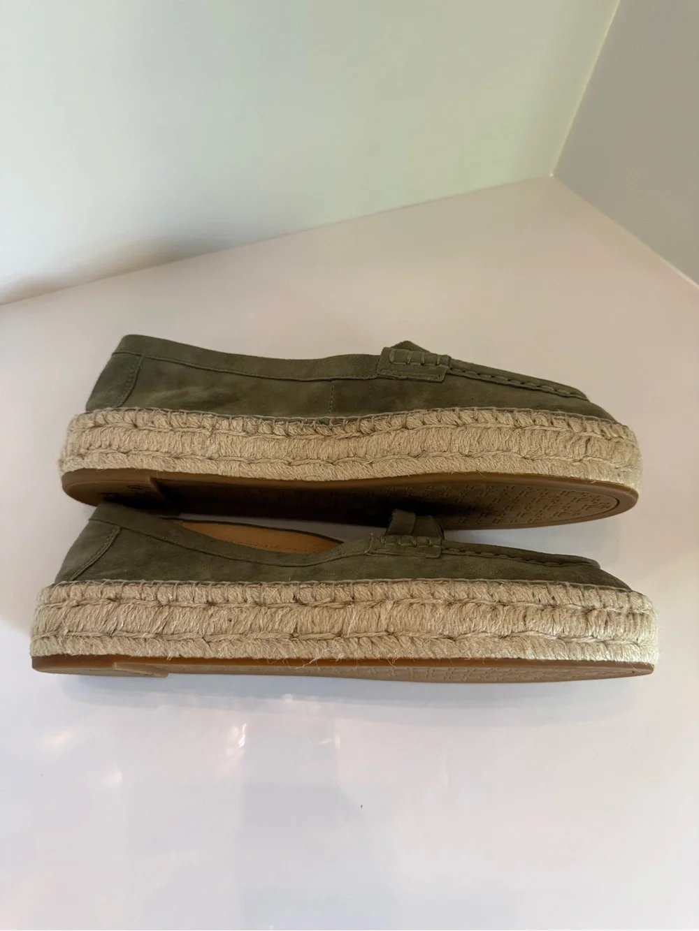 Lauren Ralph Lauren suede upper